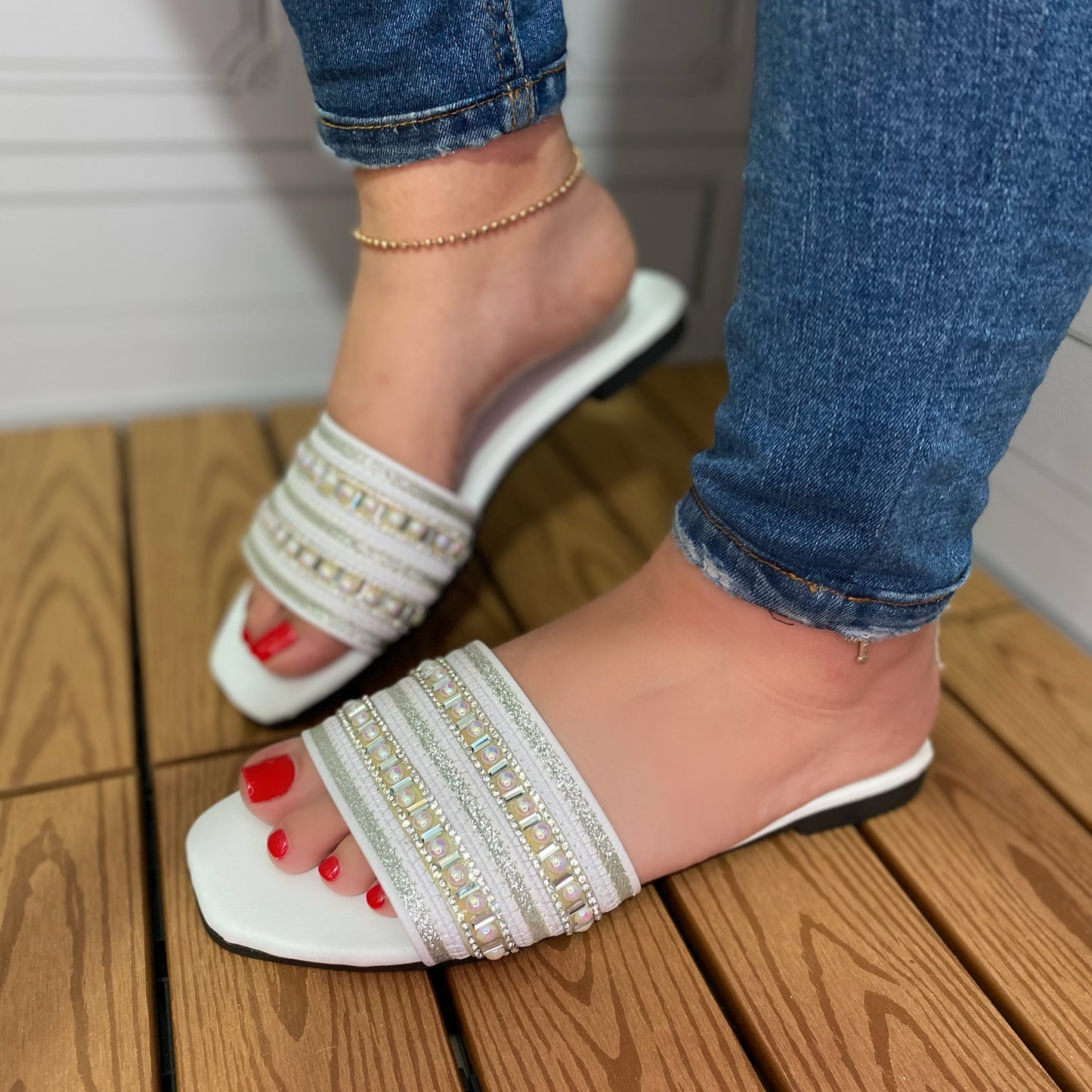 ISABELLA